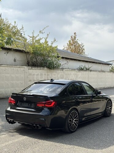 BMW 328 2013, 210,000 km - 2.0 l - Yevlax