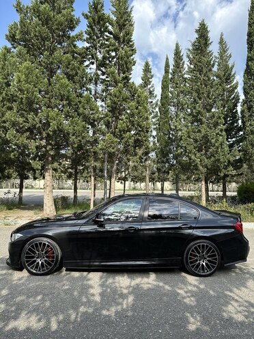 BMW 328 2013, 210,000 km - 2.0 l - Yevlax