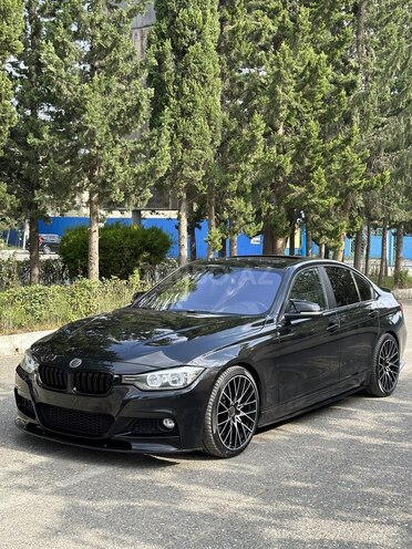 BMW 328 2013, 210,000 km - 2.0 l - Yevlax
