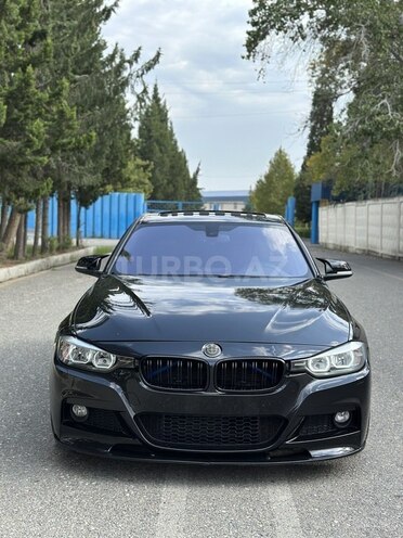 BMW 328 2013, 210,000 km - 2.0 l - Yevlax