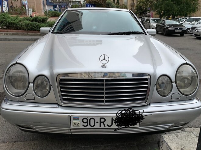 Mercedes E 240 1998, 270,338 km - 2.4 l - Bakı
