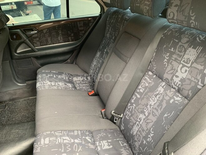 Mercedes E 240 1998, 270,338 km - 2.4 l - Bakı