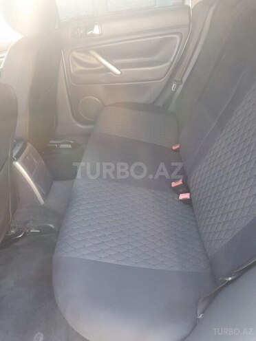 Volkswagen Passat 2004, 296,850 km - 1.8 l - Bakı