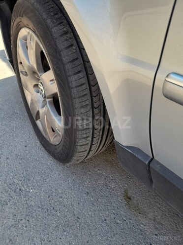 Volkswagen Passat 2004, 296,850 km - 1.8 l - Bakı