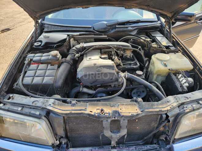 Mercedes C 180 2000, 200,000 km - 1.8 l - Bakı