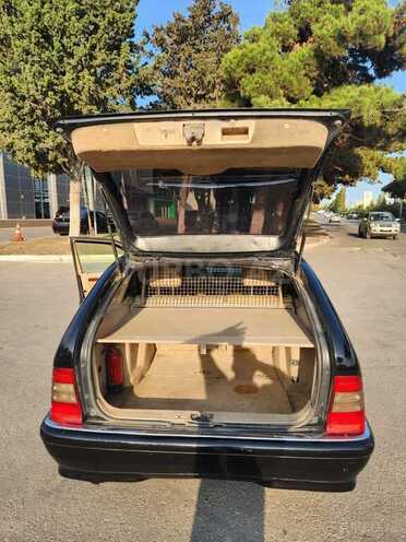 Mercedes C 180 2000, 200,000 km - 1.8 l - Bakı