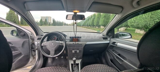 Opel Astra 2006, 203,517 km - 1.4 l - Gəncə