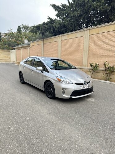 Toyota Prius 2013, 182,000 km - 1.8 l - Bakı