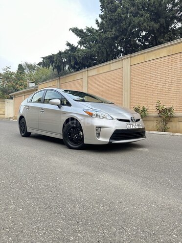 Toyota Prius 2013, 182,000 km - 1.8 l - Bakı