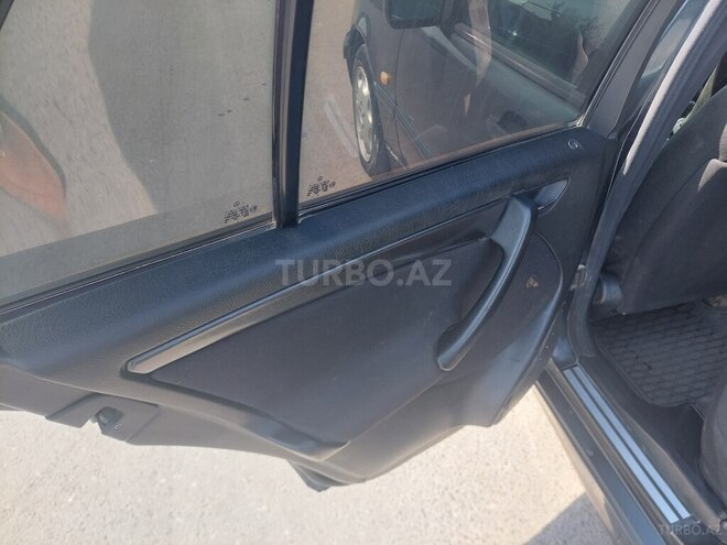 Mercedes C 200 1998, 245,000 km - 2.0 l - Bakı