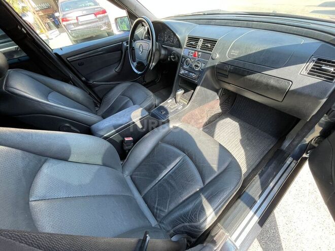 Mercedes C 220 2000, 212,000 km - 2.2 l - Bakı