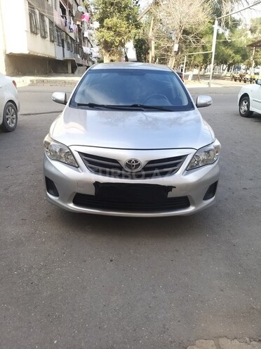 Toyota Corolla 2013, 215,000 km - 1.4 l - Bakı