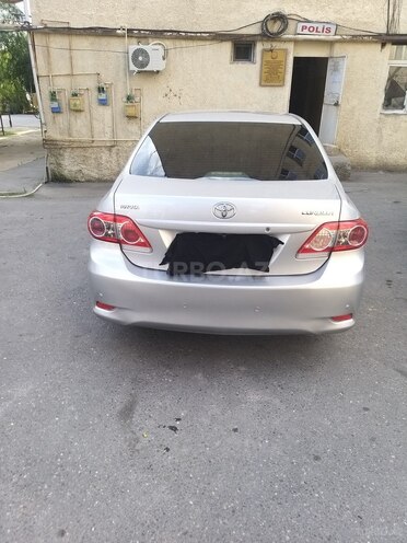 Toyota Corolla 2013, 215,000 km - 1.4 l - Bakı