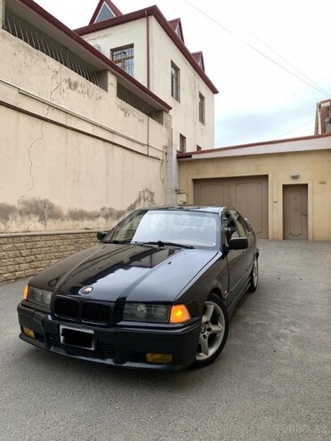 BMW 318 1997, 400,000 km - 1.8 l - Bakı