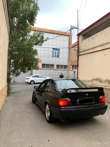 BMW 318 1997, 400,000 km - 1.8 l - Bakı