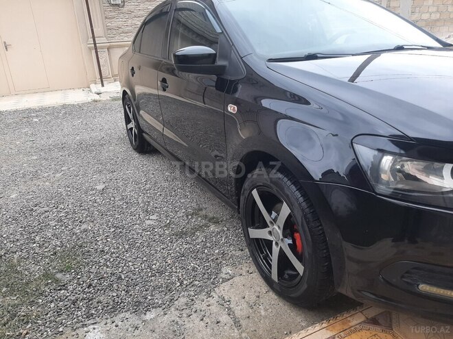 Volkswagen Polo 2012, 260,000 km - 1.6 l - Gəncə