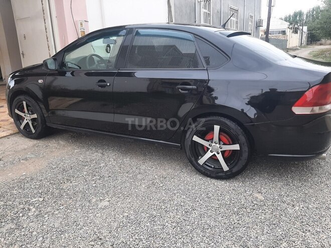 Volkswagen Polo 2012, 260,000 km - 1.6 l - Gəncə