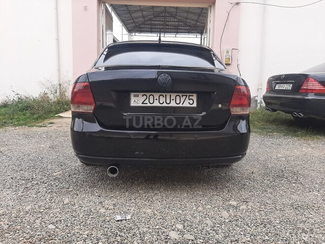 Volkswagen Polo 2012, 260,000 km - 1.6 l - Gəncə