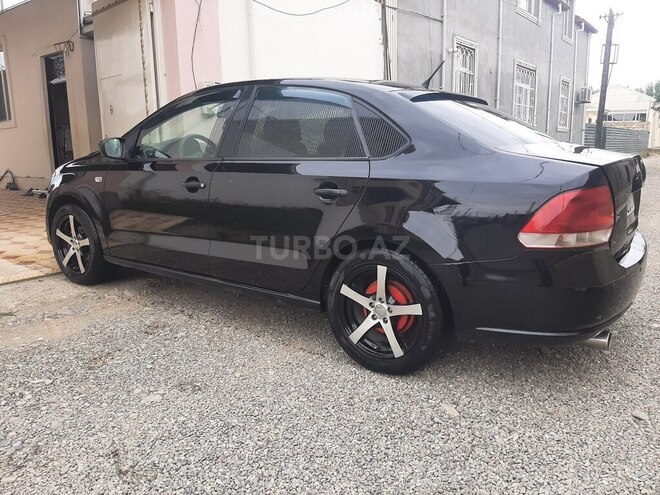 Volkswagen Polo 2012, 260,000 km - 1.6 l - Gəncə