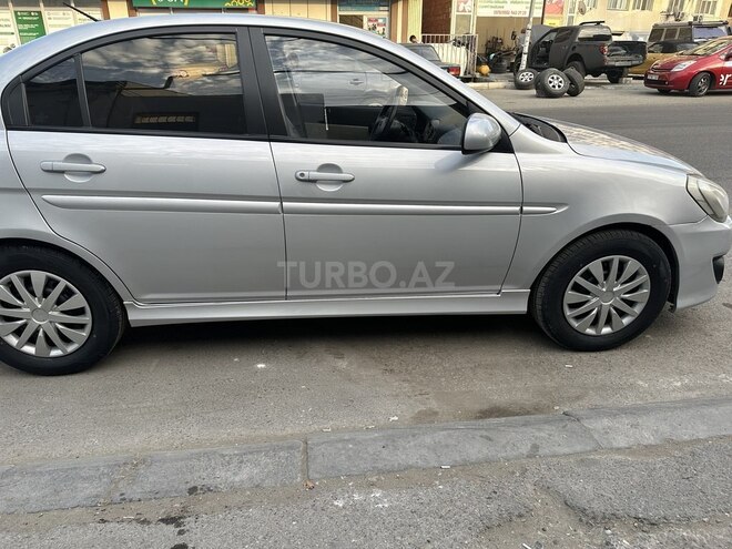 Hyundai Verna 2009, 350,000 km - 1.5 l - Bakı