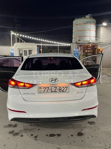 Hyundai Elantra 2015, 161,000 km - 1.6 l - Bakı
