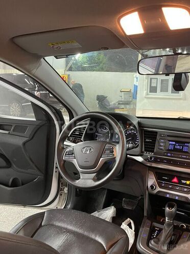 Hyundai Elantra 2015, 161,000 km - 1.6 l - Bakı