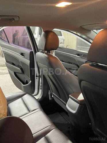 Hyundai Elantra 2015, 161,000 km - 1.6 l - Bakı