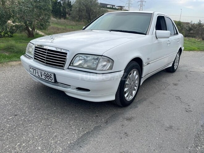 Mercedes C 180 1999, 235,000 km - 1.8 l - Bakı