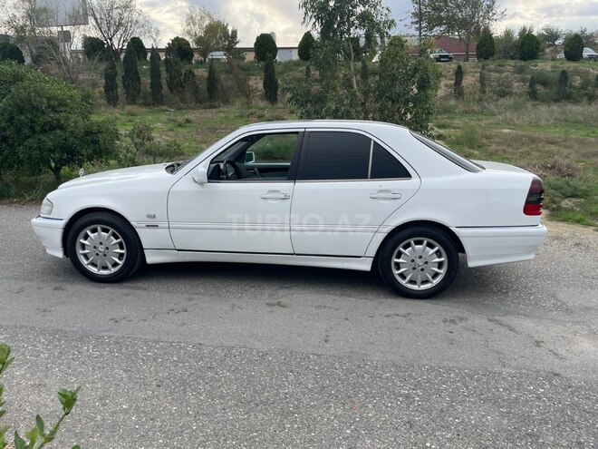 Mercedes C 180 1999, 235,000 km - 1.8 l - Bakı