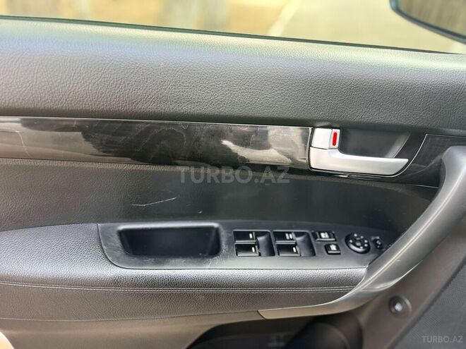 Kia Sorento 2013, 136,400 km - 2.4 l - Sumqayıt