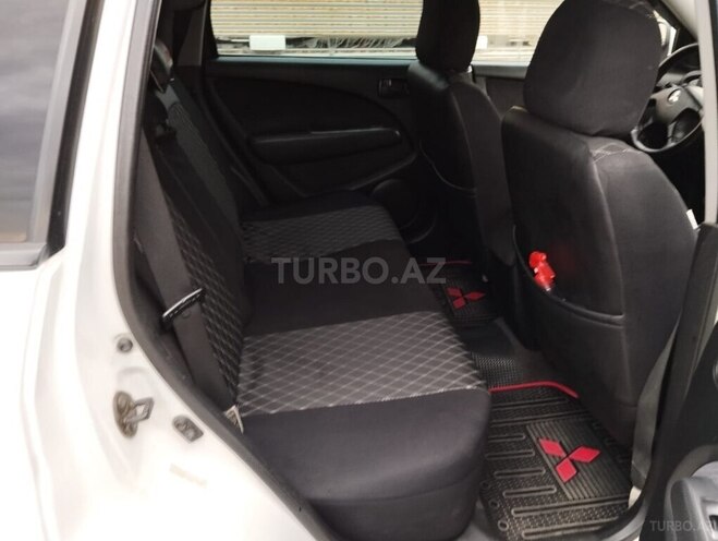 Mitsubishi Outlander 2003, 322,000 km - 2.4 л - Bakı