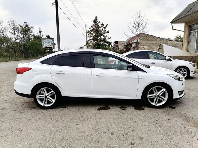 Ford Focus 2015, 70,716 km - 1.5 l - Füzuli