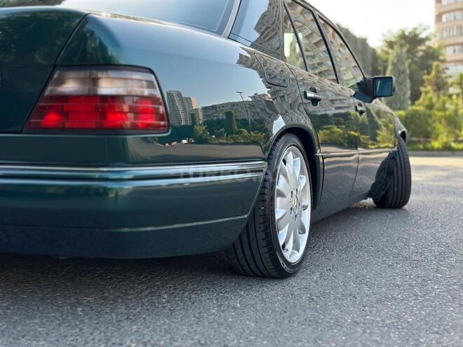 Mercedes E 200 1994, 352,000 km - 2.0 l - Bakı