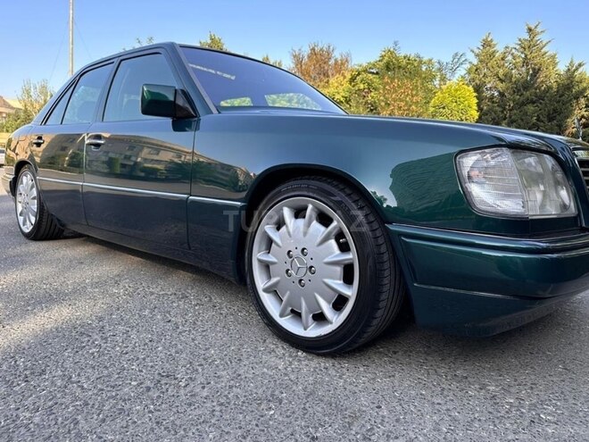 Mercedes E 200 1994, 352,000 km - 2.0 l - Bakı