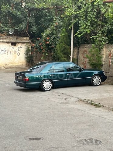 Mercedes E 200 1994, 352,000 km - 2.0 l - Bakı