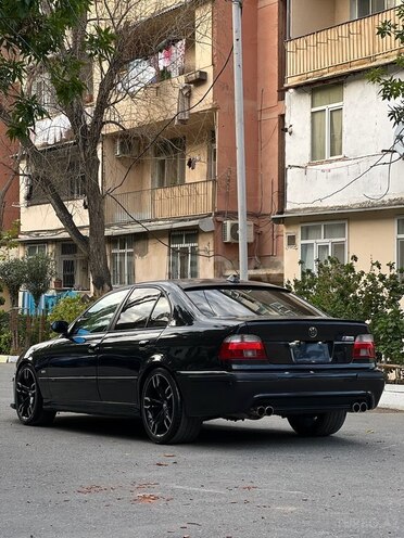 BMW 528 2000, 190,000 km - 2.8 l - Bakı