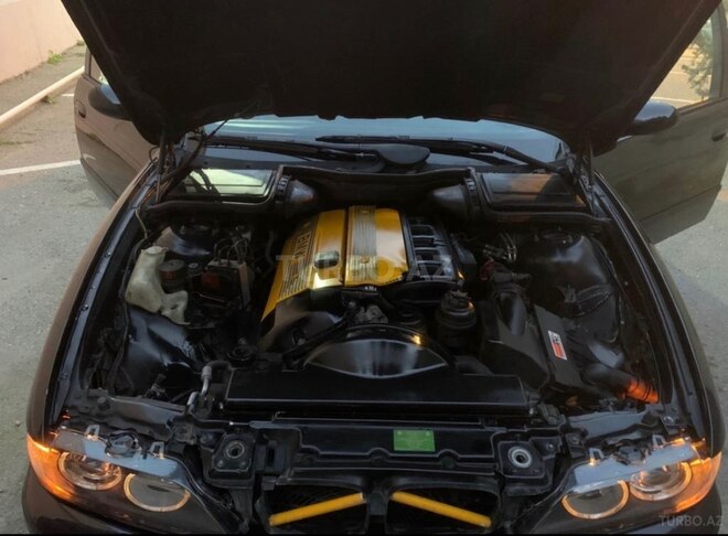 BMW 528 2000, 190,000 km - 2.8 l - Bakı