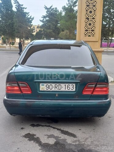 Mercedes E 230 1995, 430,000 km - 2.3 л - Sumqayıt