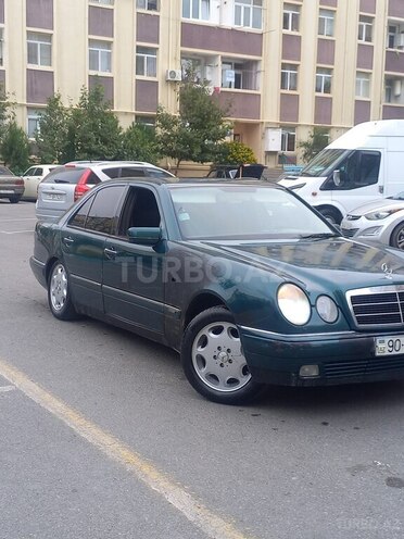 Mercedes E 230 1995, 430,000 km - 2.3 л - Sumqayıt