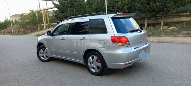 Mitsubishi Airtrek 2002, 220,000 km - 2.0 л - Bakı