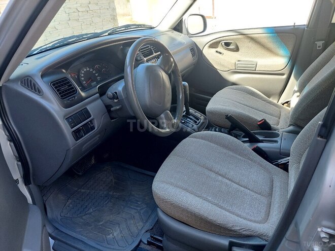Suzuki Vitara 2000, 265,000 km - 2.5 л - Bakı