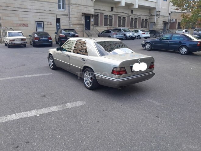 Mercedes E 220 1994, 470,000 km - 0.2 l - Bakı