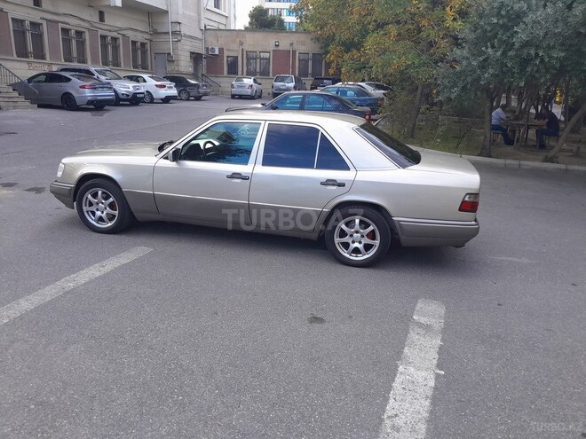 Mercedes E 220 1994, 470,000 km - 0.2 l - Bakı