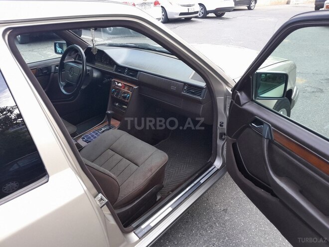 Mercedes E 220 1994, 470,000 km - 0.2 l - Bakı