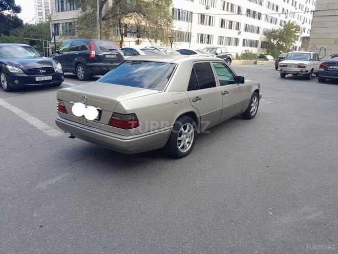 Mercedes E 220 1994, 470,000 km - 0.2 l - Bakı