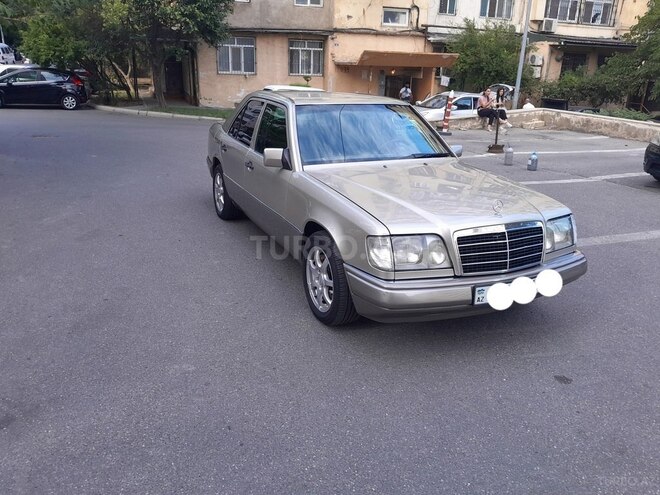 Mercedes E 220 1994, 470,000 km - 0.2 l - Bakı