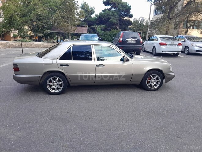 Mercedes E 220 1994, 470,000 km - 0.2 l - Bakı