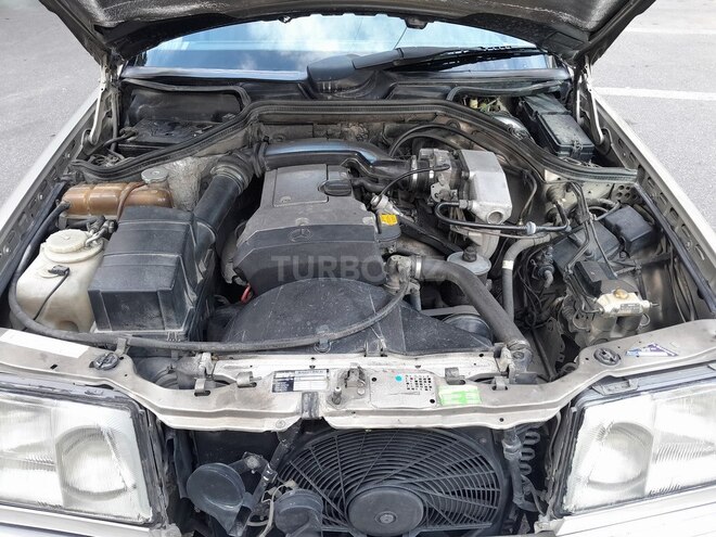 Mercedes E 220 1994, 470,000 km - 0.2 l - Bakı