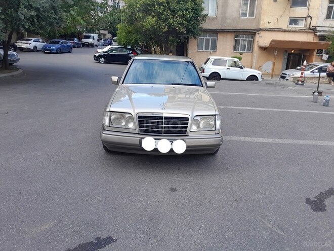 Mercedes E 220 1994, 470,000 km - 0.2 l - Bakı