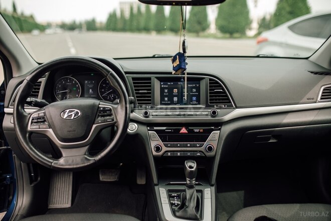 Hyundai Elantra 2017, 80,656 km - 2.0 l - Gəncə